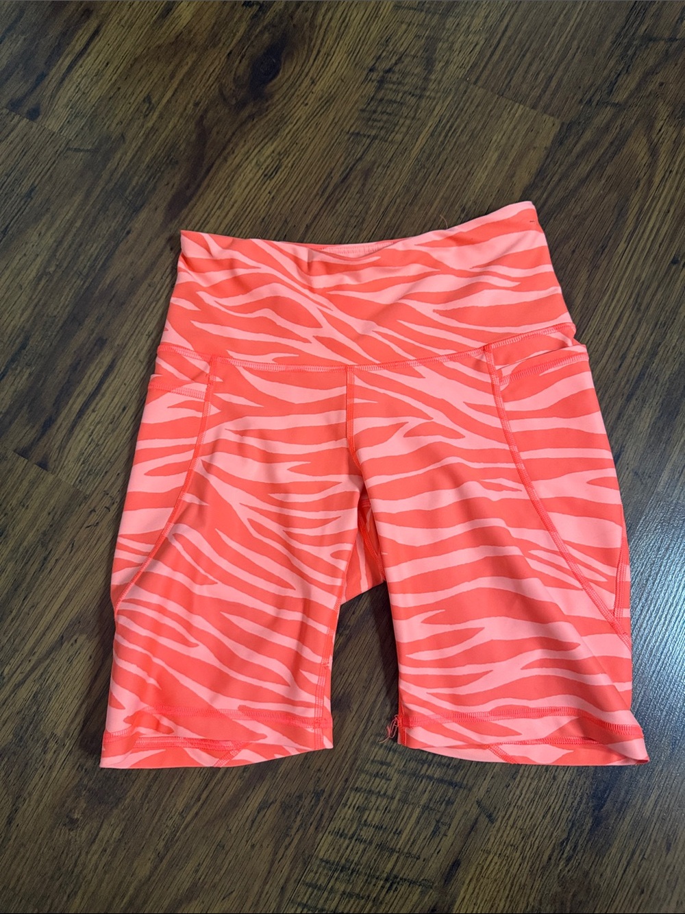 High-Waist Coral Zebra Print Women’s Workout Shorts 19.T